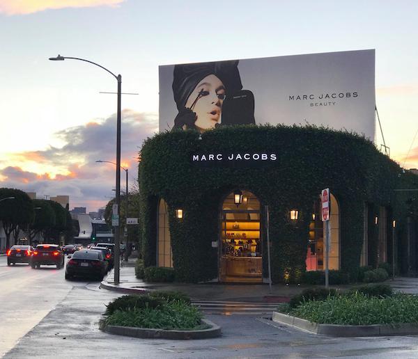 Marc Jacobs宣布关闭伦敦旗舰店，那个大胆而激进品牌该如何重振？